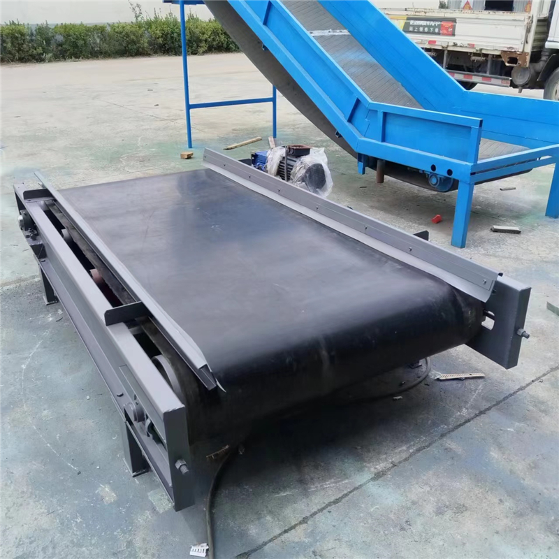 华矿集团热销产品选磁皮带机发往云南